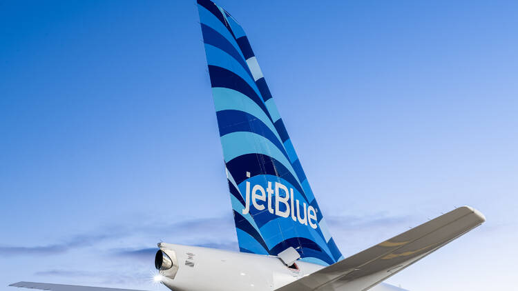 the tailfin of a JetBlue plane