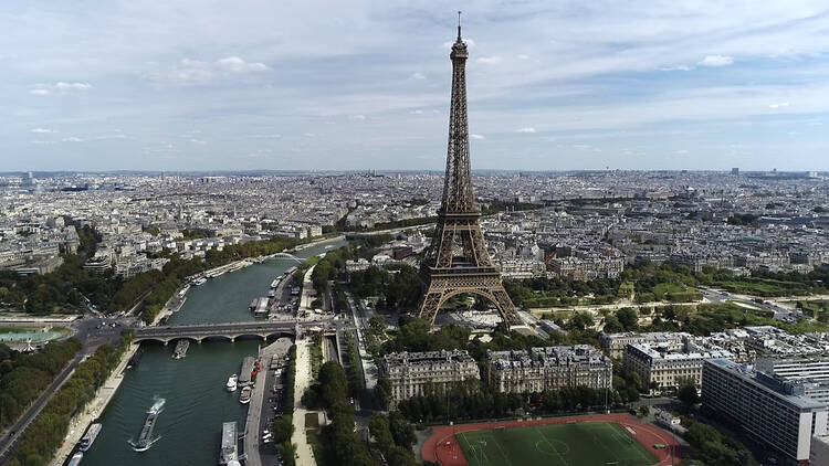 Paris skyline