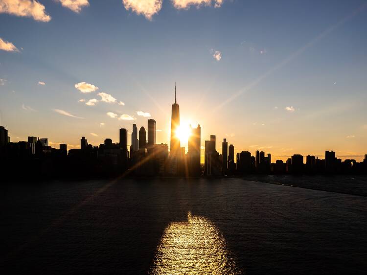 9 stunning photos of the city during Chicagohenge