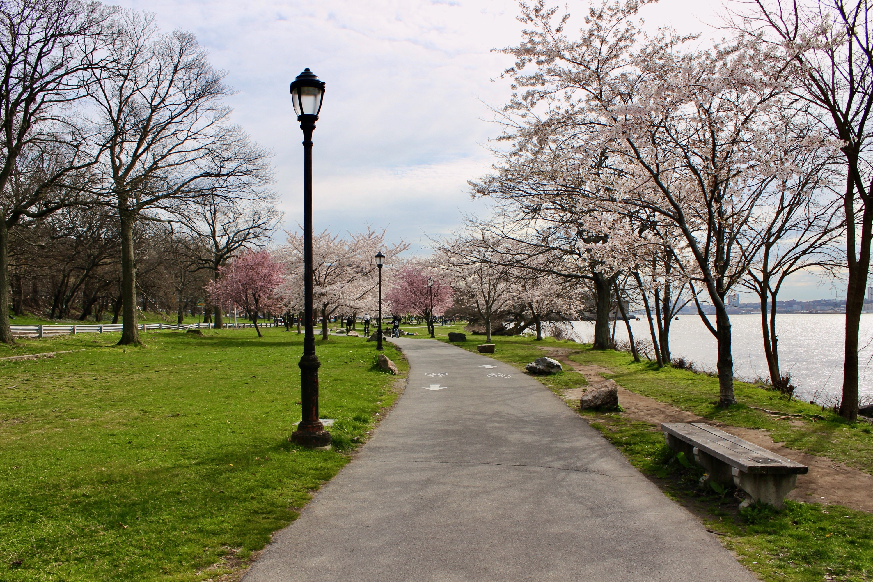 A part of the Manhattan waterfront will be closed to pedestrians until 2025