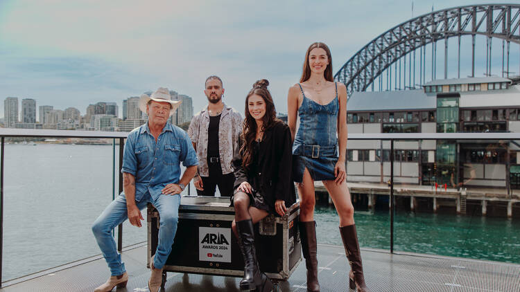 Singers posing for ARIA Awards