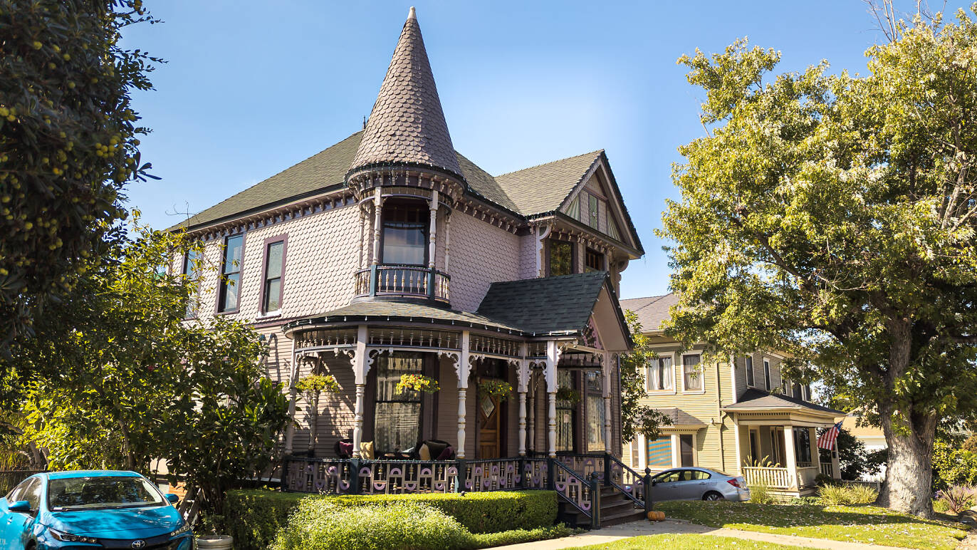 Best Places to Trick-or-Treat in Los Angeles in 2025