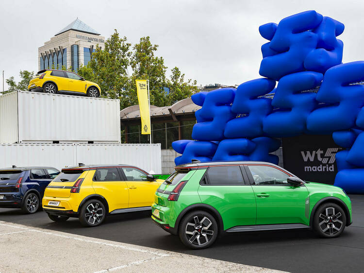 Así es WT5 Madrid, la instalación gratuita protagonizada por un coche icónico