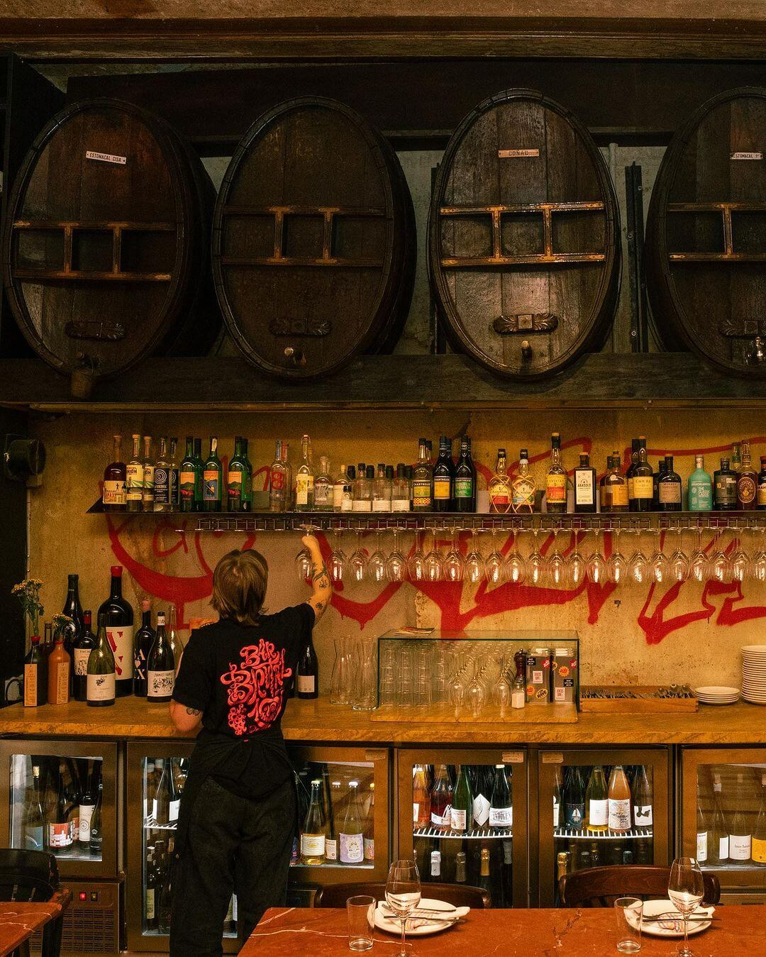 Los mejores bares de vinos naturales de Barcelona