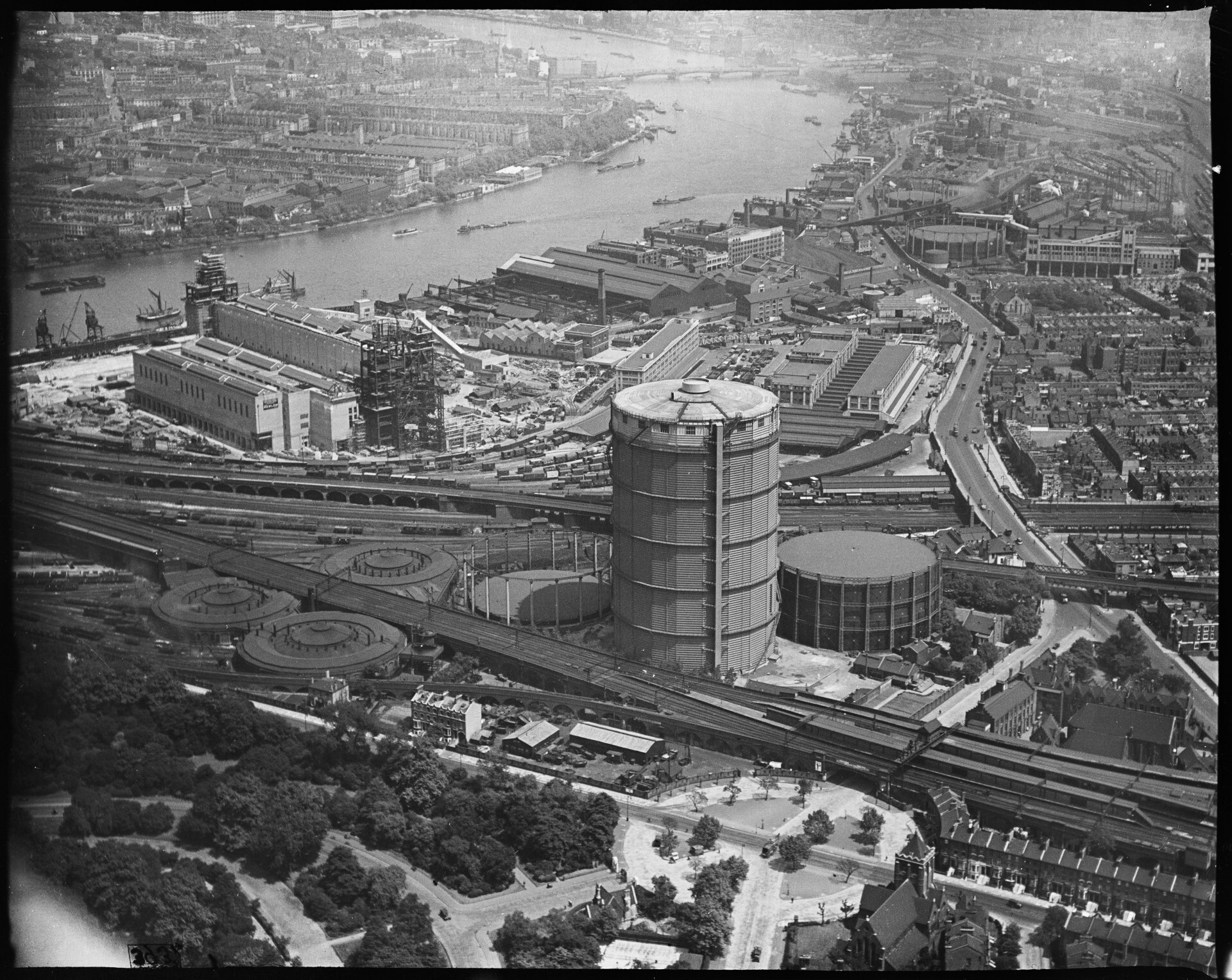 Battersea Power Station in Historic England’s Air Pictures Portleven Collection