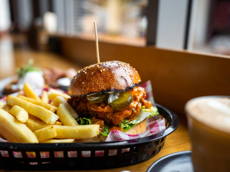 Fried chicken burger with chips