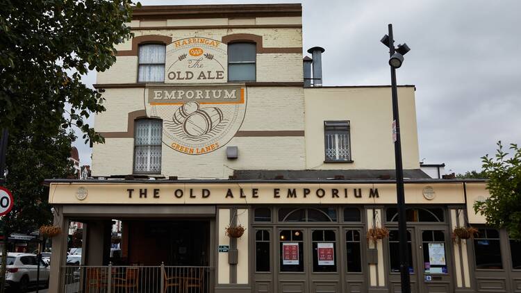 The Old Ale Emporium in Green Lanes