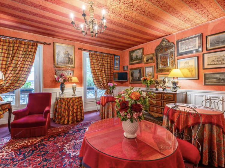 Dining room in Hôtel De Nice