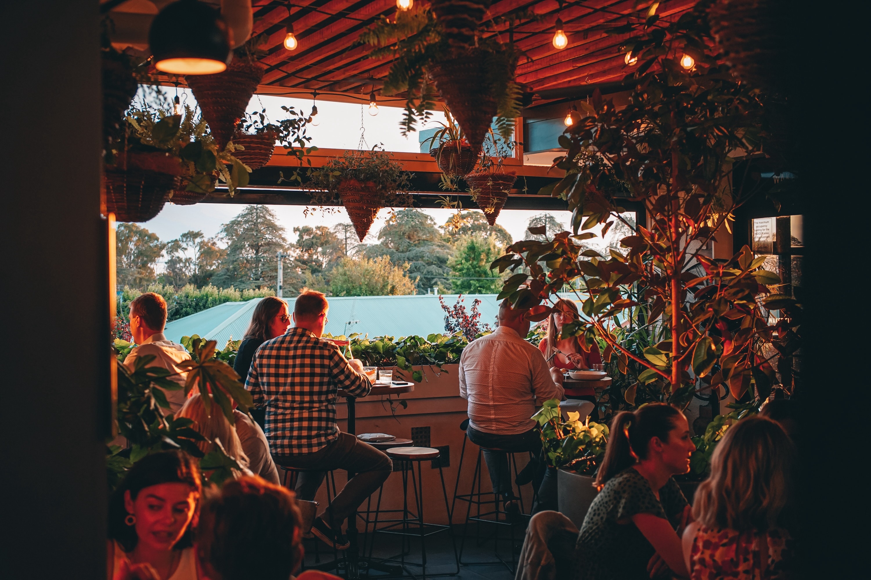 Edgar's Inn | Trendy Canberra pub in Ainslie