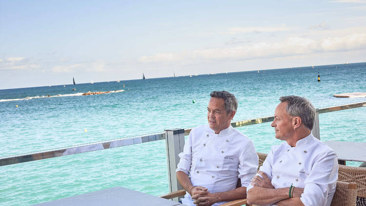 Sergio y Javier Torres en la terraza de Eldelmar