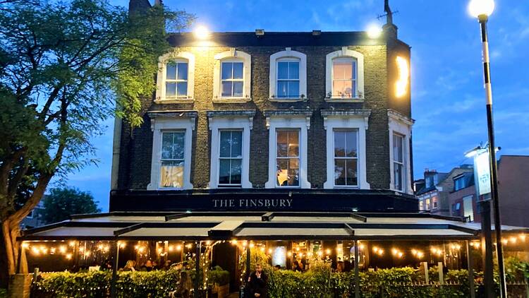 The Finsbury pub on the corner of Finsbury Park