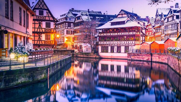 La capital de la Navidad, donde se celebra el mercadillo navideño más antiguo de Francia