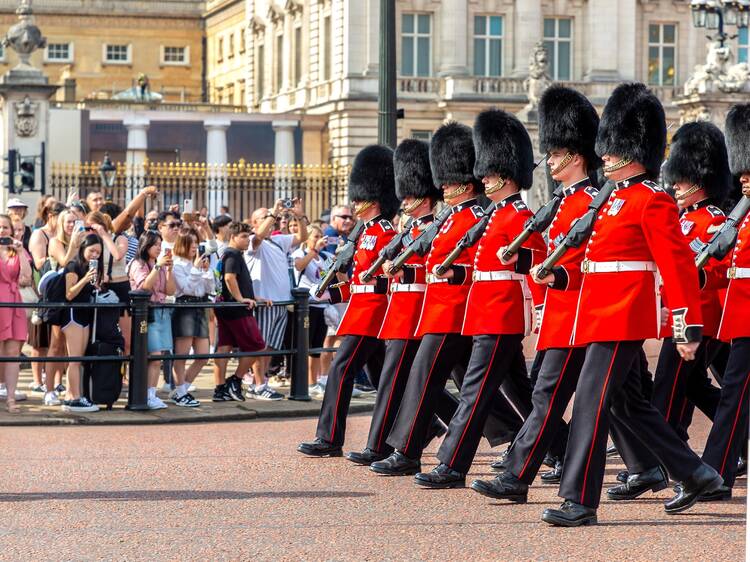 Changing of the Guard Guided Walking Tour