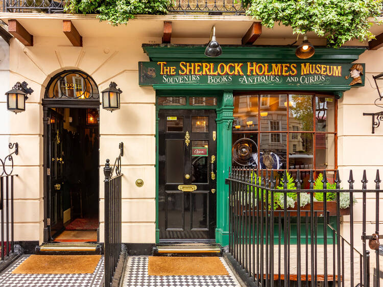 Private Sherlock Holmes Walking Tour