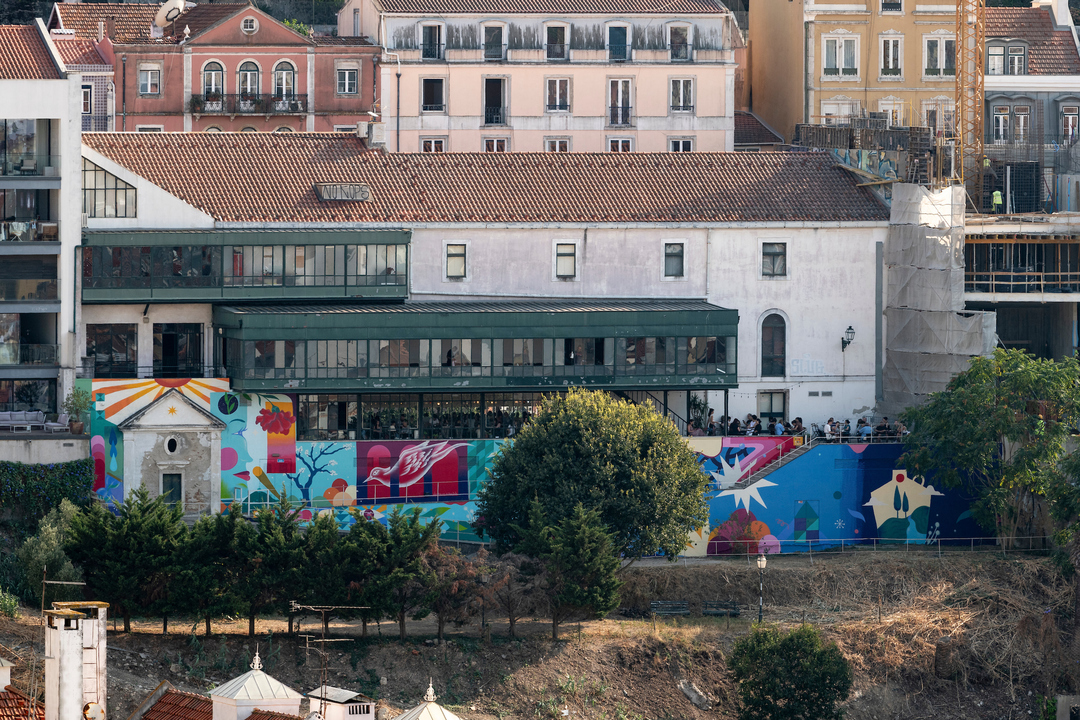 Mural by Kruella D’Enfer at Costa do Castelo