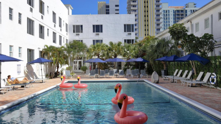 Tropics Hotel Miami Beach