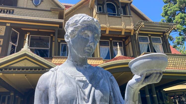 Winchester Mystery House