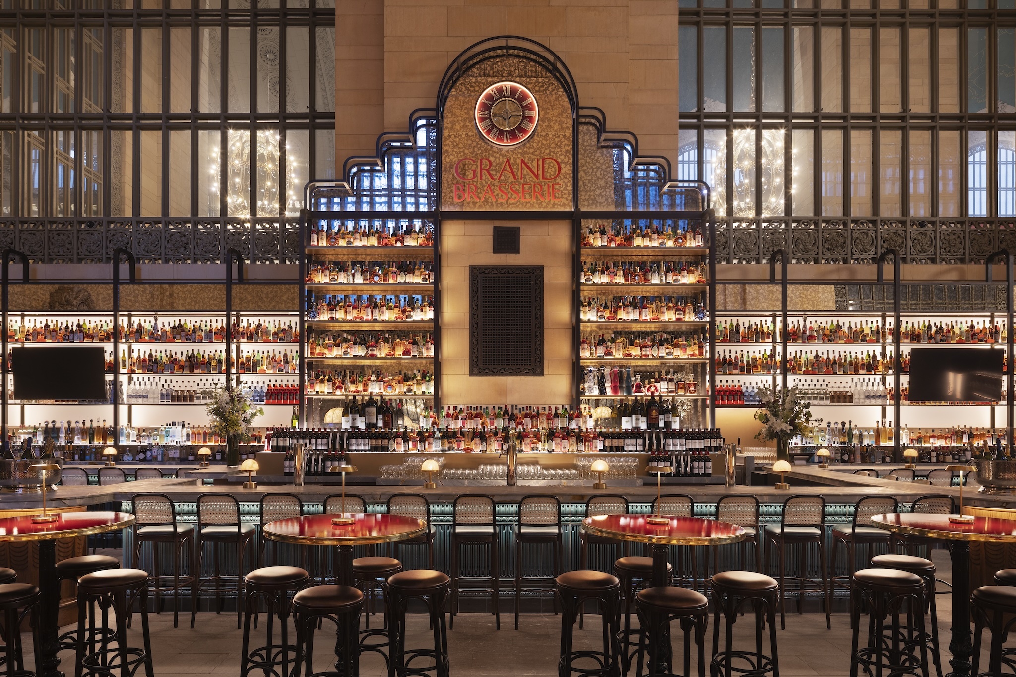 Grand Central Terminal gains a massive French brasserie