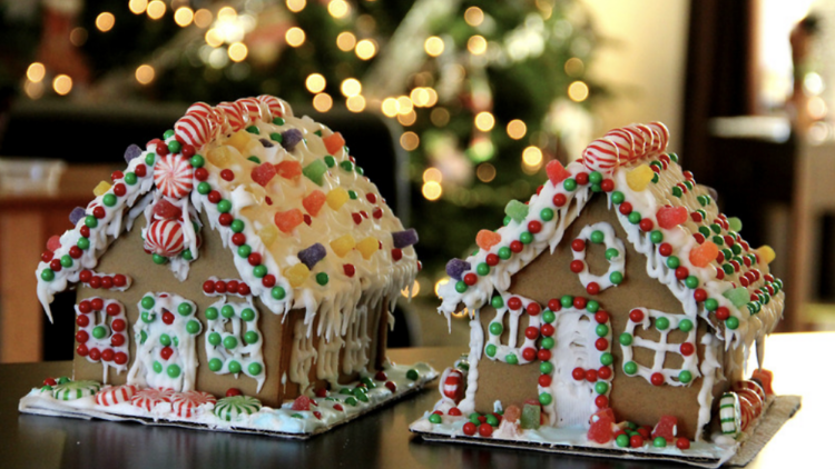 Gingerbread decorating workshop