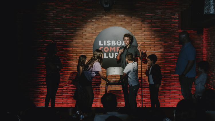 Brunch & Stand-Up Comedy para Crianças