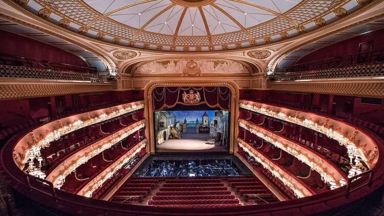 Catch a show at the Royal Opera House