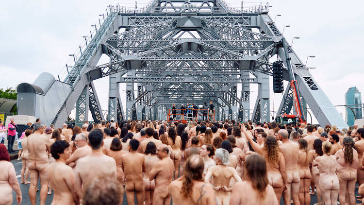 Mass naked photoshoot on bridge