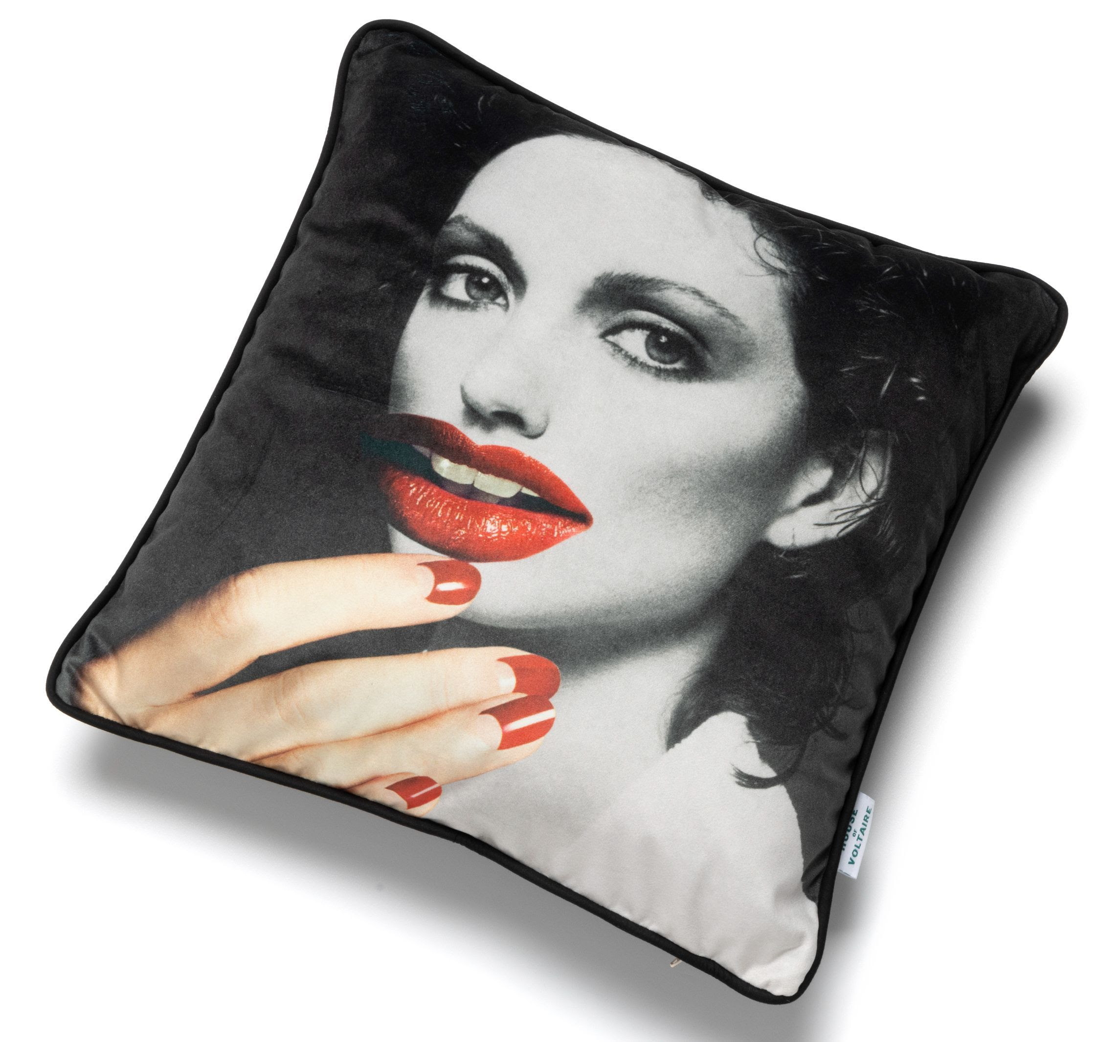 Linder, Big Mouth, 2024. Pillow. Courtesy of the artists and Studio Voltaire. Credit Graham Pearson.