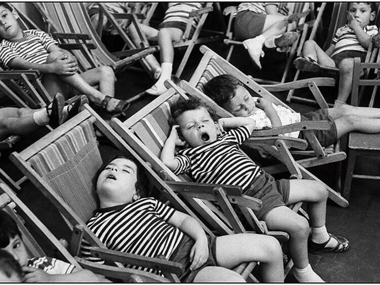 Henri Cartier-Bresson Nàpols, Itàlia, 1960 © Fondation Henri Cartier-Bresson / Magnum Photos