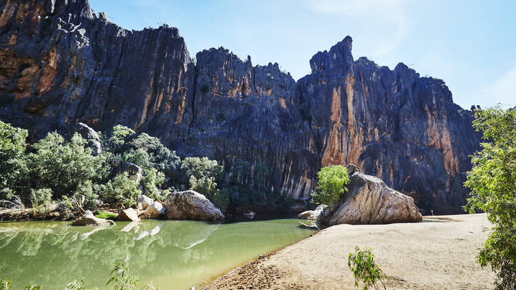 Take a stroll at Bandilngan (Windjana Gorge)