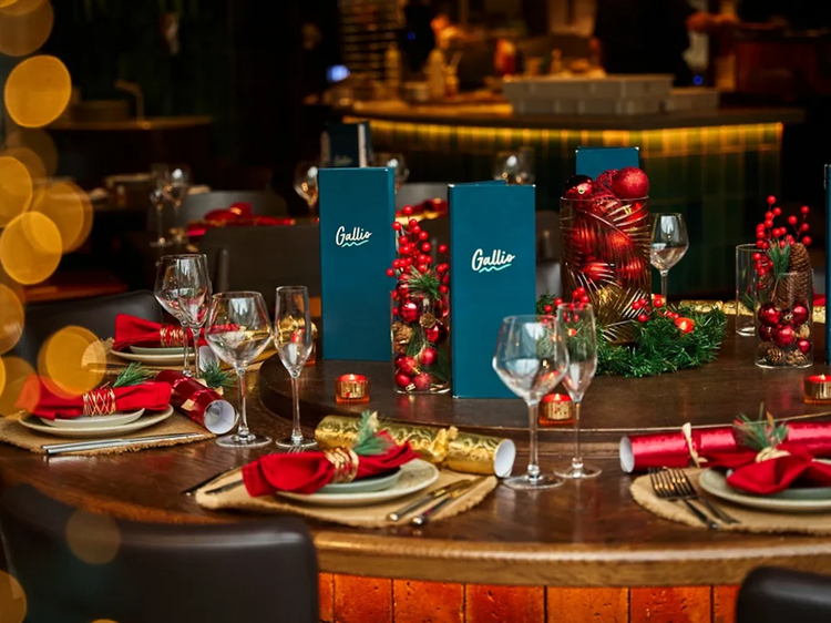 Christmas Gifting: 3-courses and a bottle of wine for two at Gallio