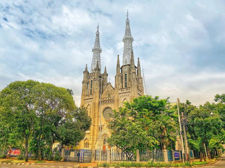 Admire architecture at Jakarta Cathedral