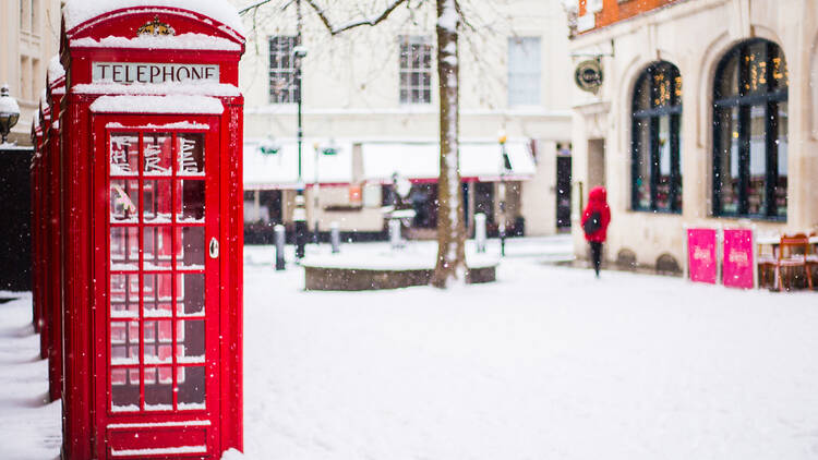 London snow with telephone box