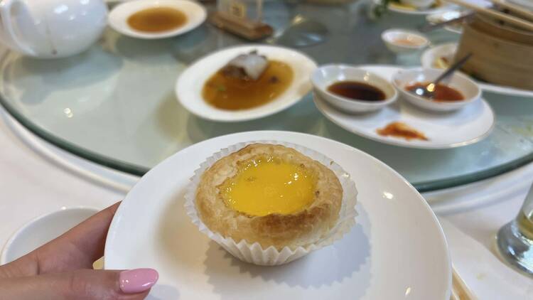 A egg custard tart at Star Capital Seafood Restaurant