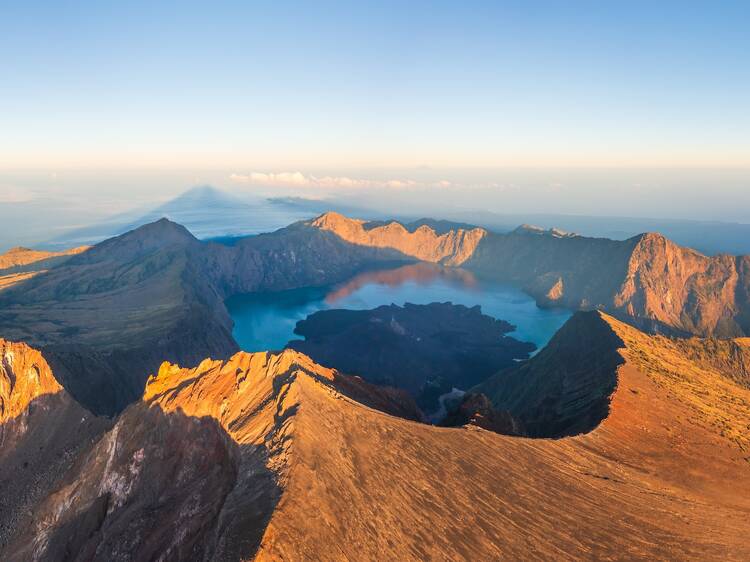 Hike Mount Rinjani