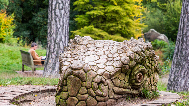 Crystal Palace Park dinosaur sculpture