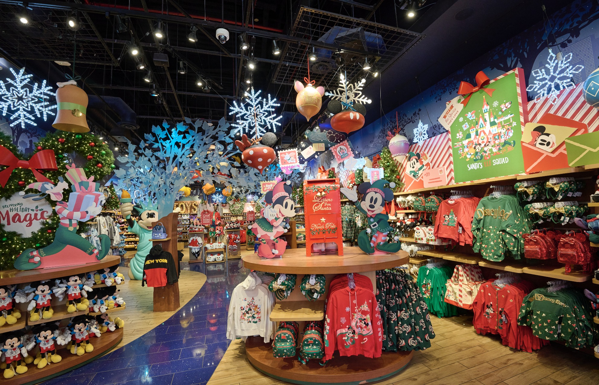 Disney Store in Times Squre