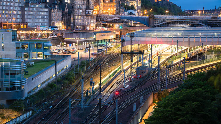 Edinburgh Waverley train station