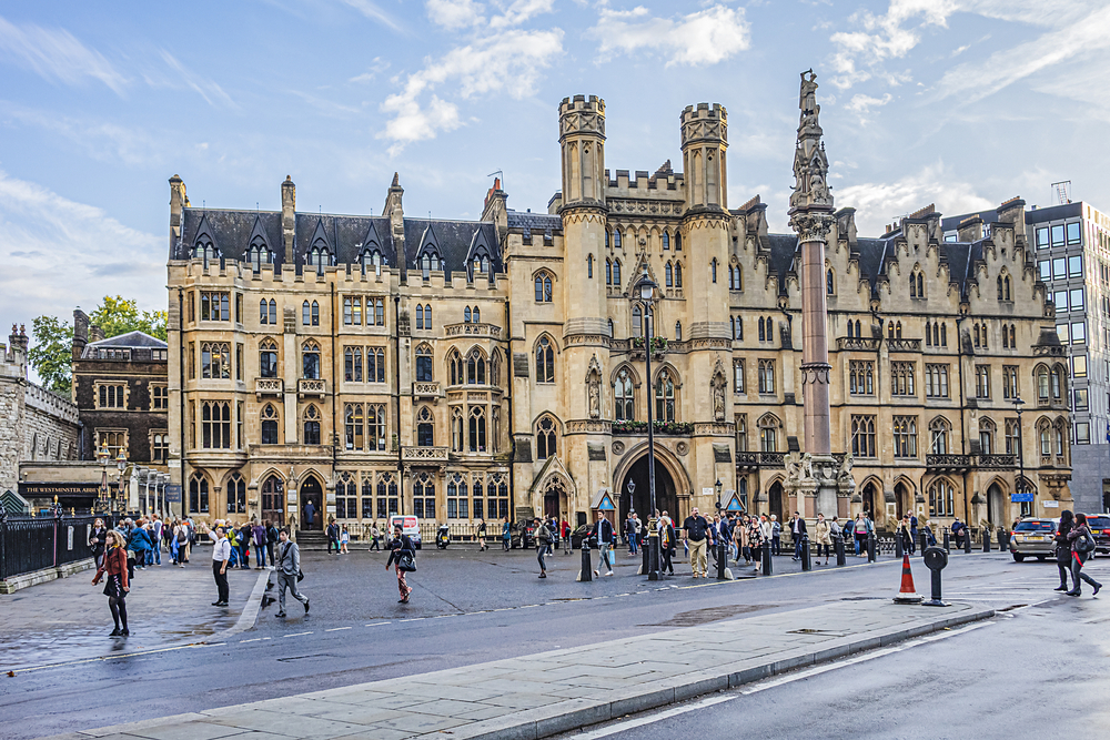 It’s official: the UK’s best school for getting Oxbridge offers is in London