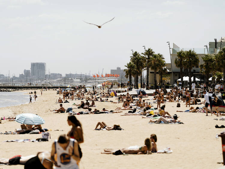 St Kilda Beach and foreshore on a hot day.