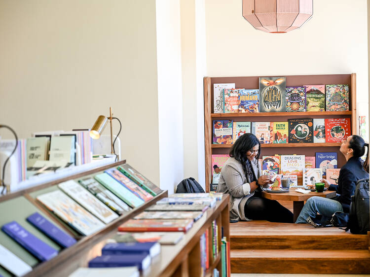 Estas livrarias em Lisboa dão-lhe mais que fazer