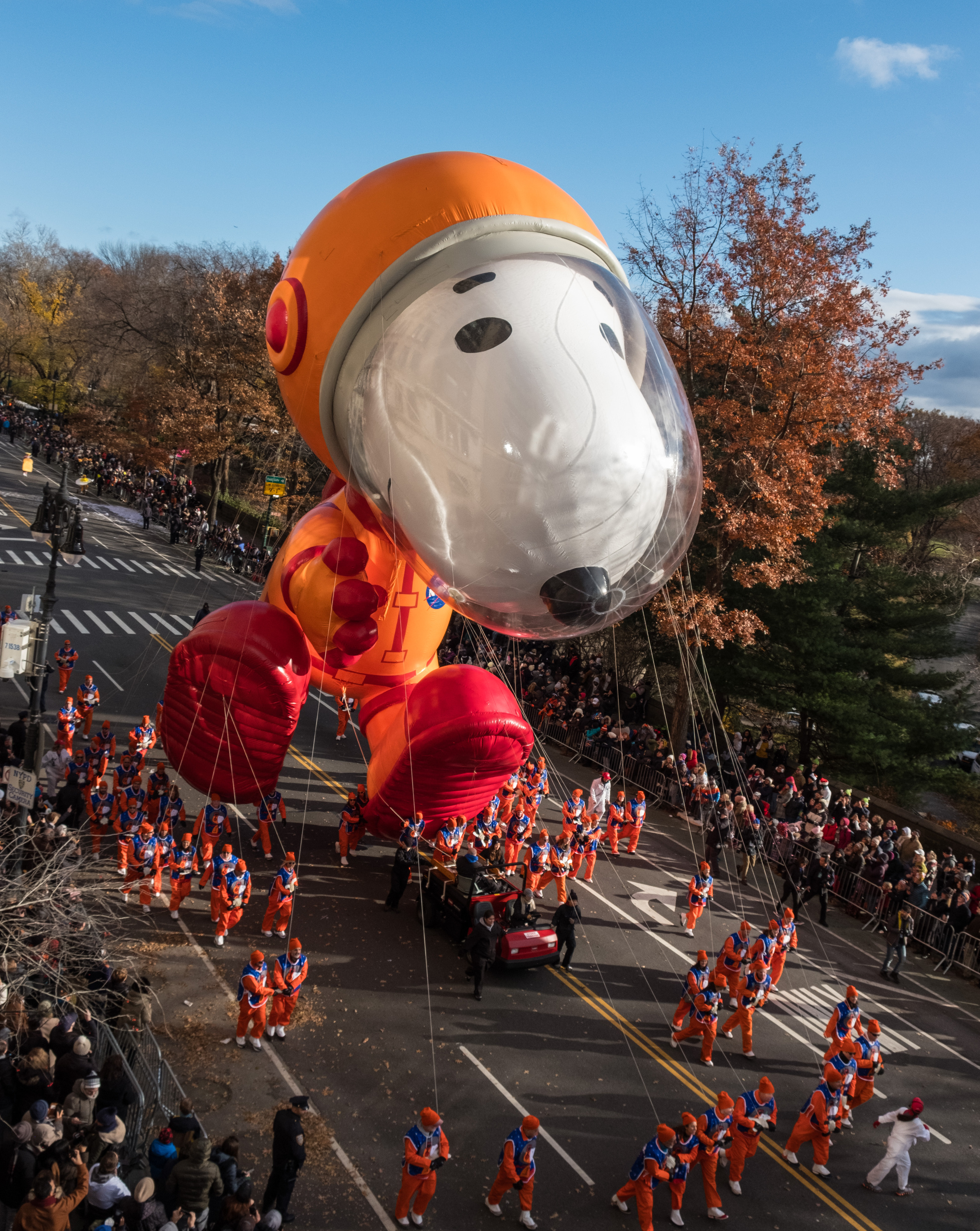 A ballon of Astronaut Snoopy, Peanuts, 2019 in the Macy's Thanksgiving Day Parade.