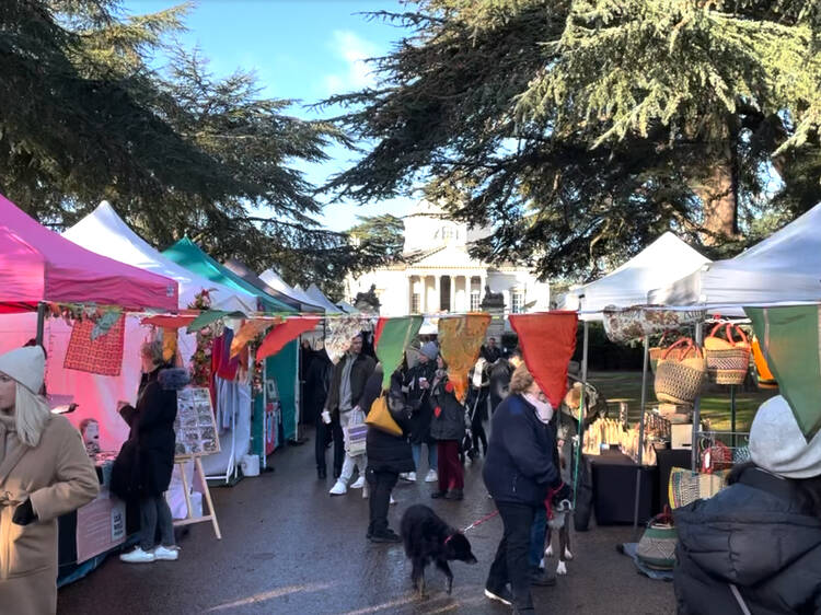 Christmas Duck Pond Market