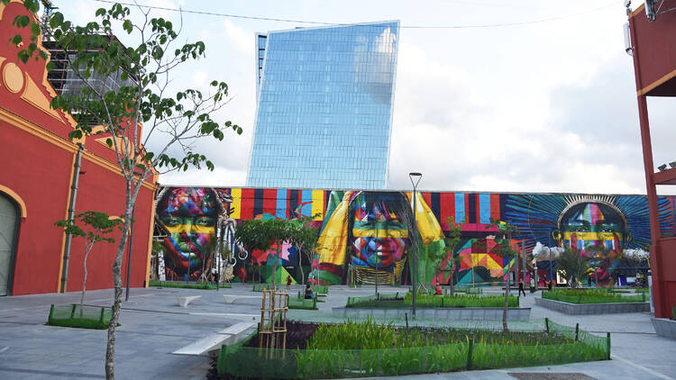 Take a street art tour in the Port Zone