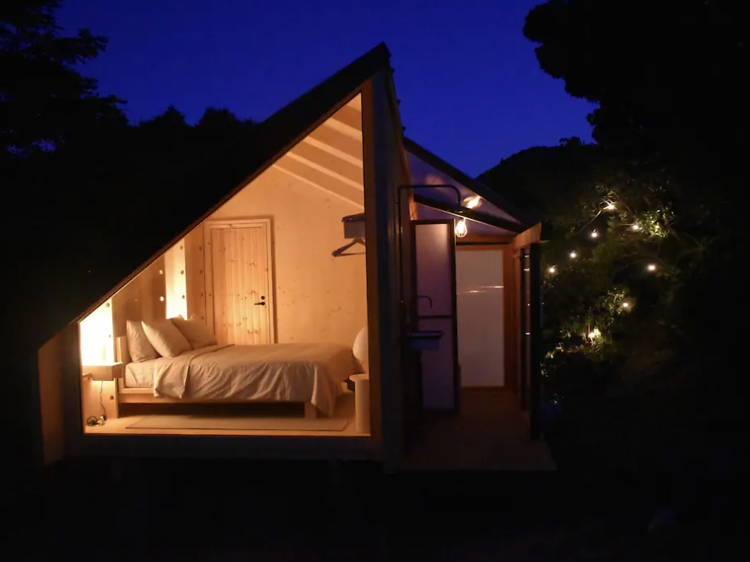 The cabin on the rocks in Topanga