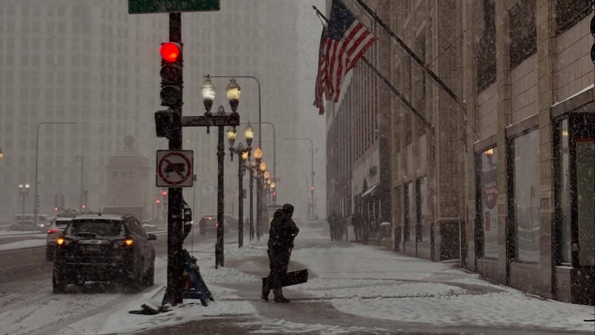 See Pictures of Chicago After the First Snow of the Year