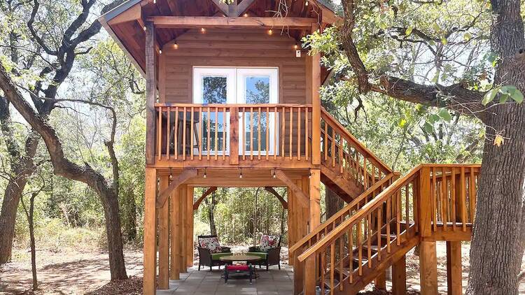 The Vagabond treehouse in Covington