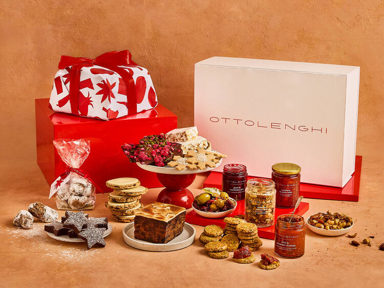 Ottolenghi’s Classic Christmas hamper