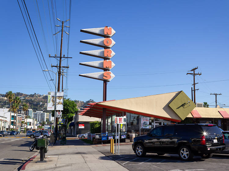 One of L.A.’s most iconic diners might become a Raising Cane’s