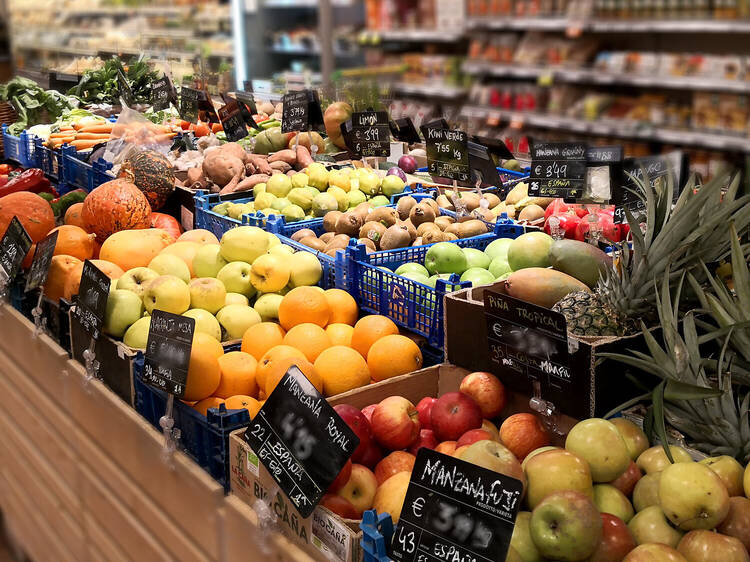 Sección de frutería del supermercado NaturaSí