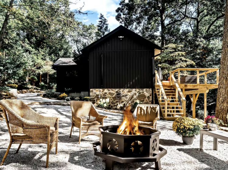 A modern Nordic-designed cabin in Greenwood Lake